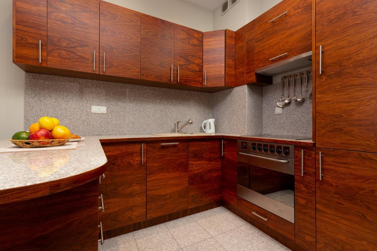 Apartments Chelmonskiego Warsaw Ursus By Noclegi Renters Eksteriør billede